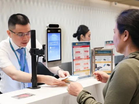 Đi máy bay dịp lễ 30/4-1/5 cần lưu ý gì?