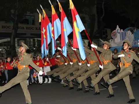 Hợp luyện diễu binh, diễu hành lần thứ 2 có quân đội Lào, Campuchia cùng tham gia