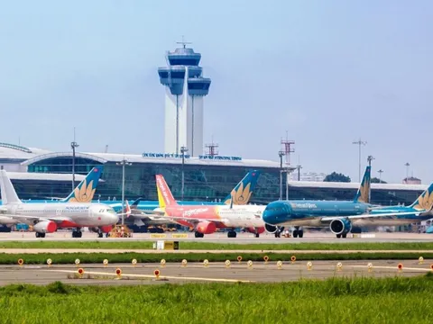 Tăng cường đảm bảo an toàn khai thác sân bay Tân Sơn Nhất