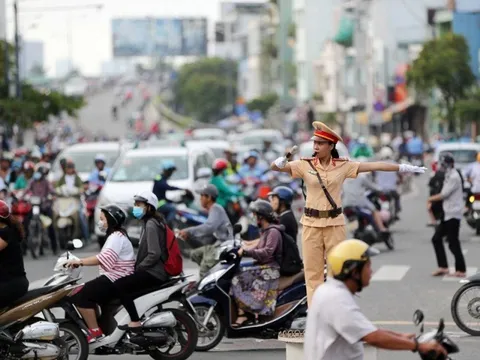 Hà Nội: Thông báo đường dây “nóng” phản ánh trật tự, an toàn giao thông dịp lễ 30/4-1/5