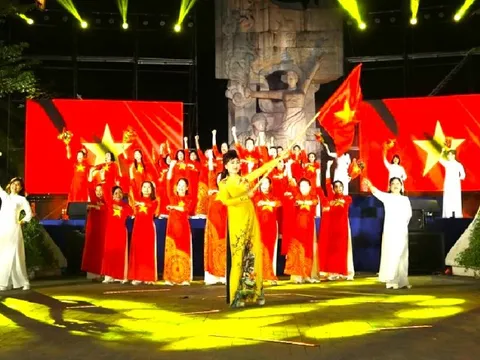 Khi “Phụ nữ Thủ đô khỏe đẹp - Chào kỷ nguyên mới” hòa nhịp cùng “Đất nước trọn niềm vui”