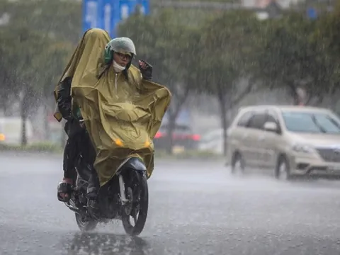 Dự báo thời tiết ngày 27/4: Miền Bắc mưa to diện rộng, cảnh báo lốc, sét và gió giật mạnh