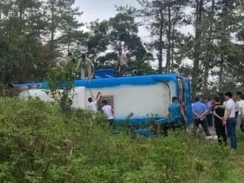 Khẩn trương khắc phục hậu quả vụ tai nạn giao thông tại Vĩnh Phúc