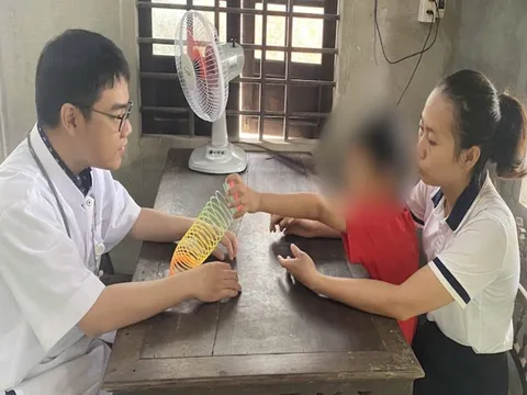 Cứu sống trẻ 7 tuổi bị viêm cơ tim tối cấp biến chứng nhờ kỹ thuật ECMO