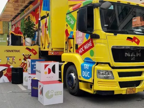 'Chuyến xe hướng nghiệp Đức' tiếp sức cho hàng triệu ước mơ Việt bay xa