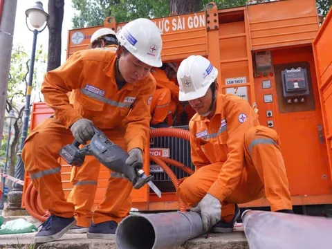 Sẵn sàng bảo đảm dòng điện trong ngày hội thống nhất non sông