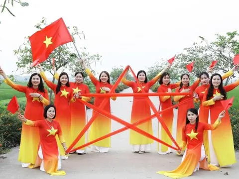 Các cấp Hội Phụ nữ Thủ đô tưng bừng chào mừng 50 năm Giải phóng miền Nam