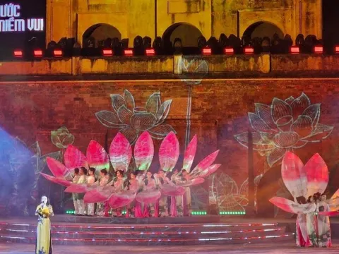 “50 năm đất nước trọn niềm vui” - Vang vọng khúc khải hoàn