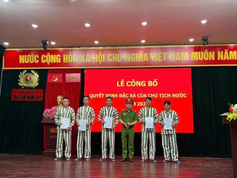 Công an TP Hà Nội công bố Quyết định đặc xá cho 139 phạm nhân