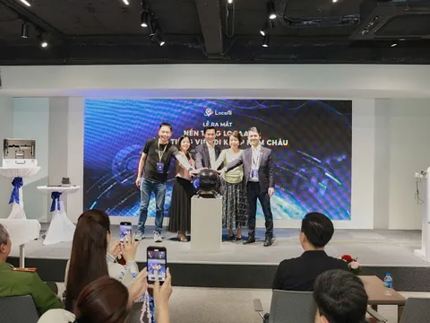 Ra mắt nền tảng AI đột phá về ngôn ngữ: Dùng tiếng Việt đi khắp năm châu