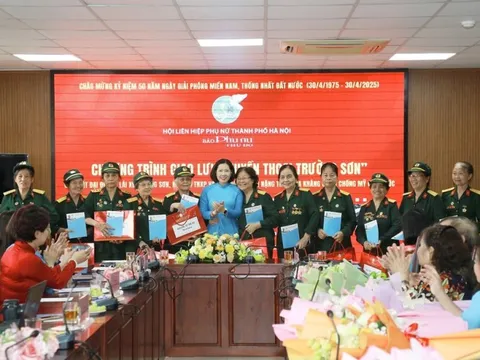 Những “bông hoa thép” giữa đại ngàn Trường Sơn