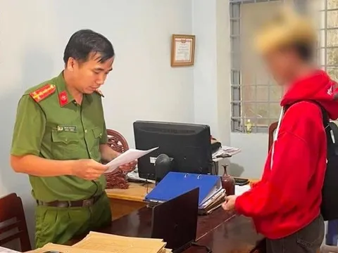 Khởi tố nam thanh niên đến nhà bạn chơi rồi trộm vàng