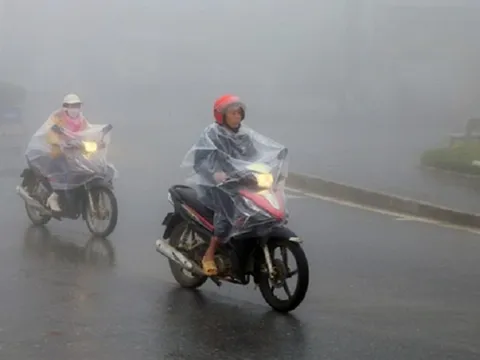Đang nắng nóng, miền Bắc lại sắp đón không khí lạnh "lạ thường" tháng 5