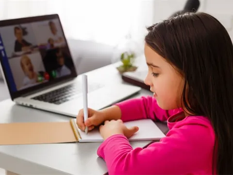 Bảo vệ dữ liệu của trẻ trên không gian mạng