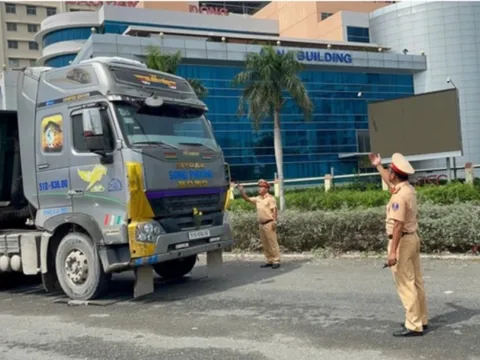 CSGT cảnh báo chiêu lừa nộp ''phạt nguội'', gửi giấy phạt qua shipper