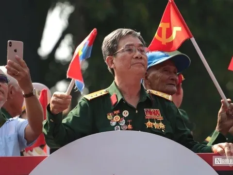 Một hành trình gian nan