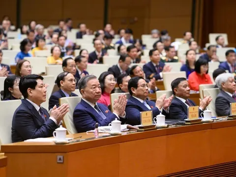 Khai mạc trọng thể Kỳ họp thứ 9 Quốc hội khoá XV