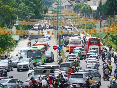 Ngày nghỉ lễ thứ 4, tai nạn giao thông giảm sâu cả 3 tiêu chí