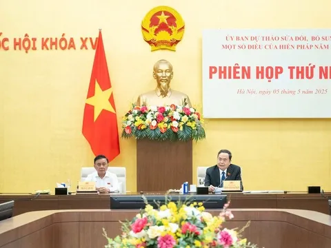 Lấy ý kiến nhân dân về dự thảo Nghị quyết sửa đổi, bổ sung một số điều của Hiến pháp năm 2013