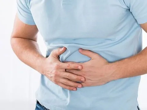 Bị đầy bụng, chán ăn, đi khám người đàn ông 60 tuổi sốc nặng trước thông báo của bác sĩ