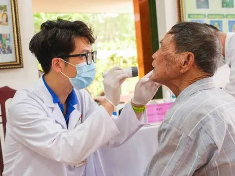 Hành trình tri ân trên đất lửa Quảng Trị: Dấu chân y đức và lòng nhân ái