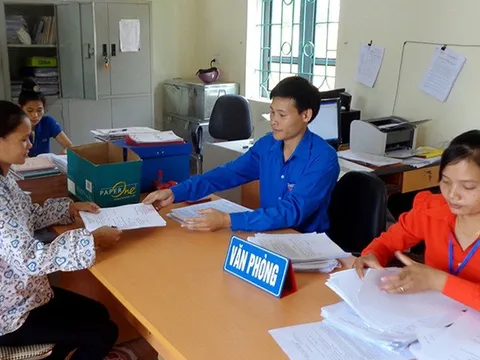 Bộ Nội vụ: Cán bộ, công chức xã không sáp nhập vẫn được áp dụng chế độ theo Nghị định 178