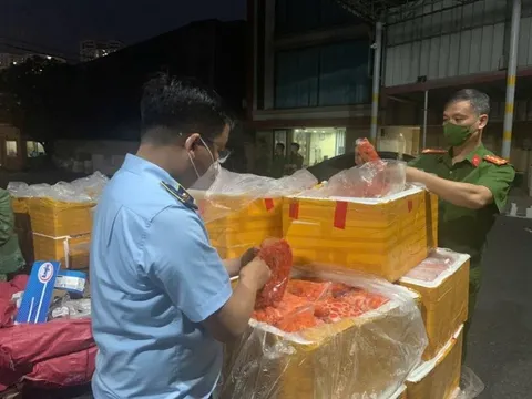 Hà Nội: Chưa đầy 1 tháng bắt liên tiếp 9 vụ thực phẩm bẩn