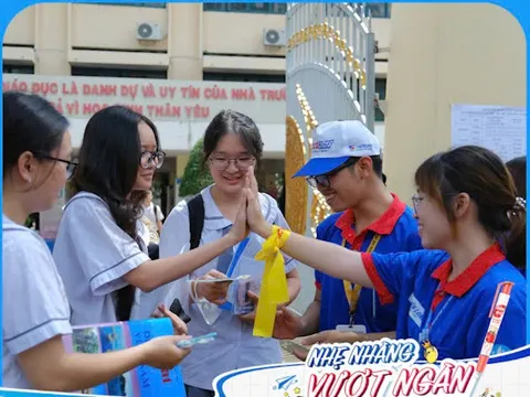 “Tiếp sức mùa thi” 2025: Ứng dựng cộng nghệ AI trong hỗ trợ thí sinh