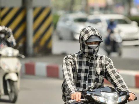 Dự báo thời tiết ngày 7/5: Nắng nóng như "đổ lửa" kéo dài đến bao giờ?