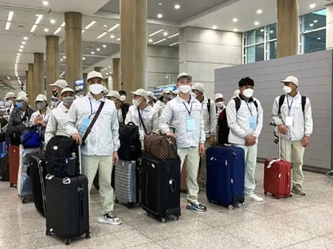 Đổ vỡ vì xuất khẩu lao động