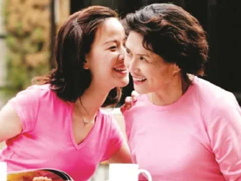 Mẹ hãy ly hôn đi