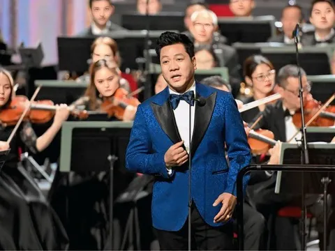 NSND Quốc Hưng: Xúc động khi hát “Việt Nam quê hương tôi” tại nơi đặc biệt