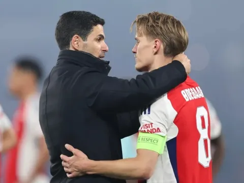 Arsenal hết cơ hội vô địch nhưng vẫn còn mục tiêu quan trọng để chiến đấu