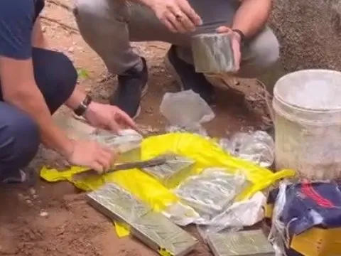 Công an Quảng Ninh thu giữ thêm 13 bánh heroin trong vụ trọng án ma túy