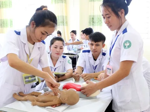 Bản tin 10/5: Các trường Y Dược đồng loạt tăng học phí, cao nhất gần 130 triệu đồng/năm