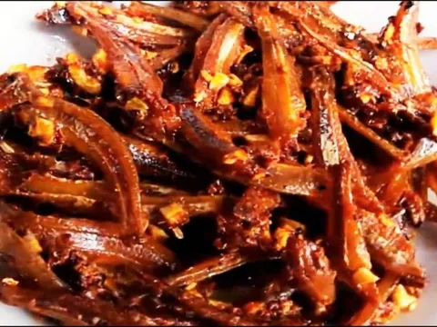 Loại cá "giàu canxi gấp hàng chục lần cá hồi", ở chợ Việt giá rẻ bèo