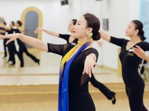 Kiến tạo ngành phong thái từ học đường đến chuyên nghiệp