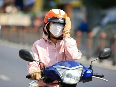 Vừa mới nắng ráo, miền Bắc lại sắp có mưa rào và dông