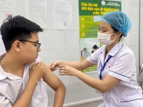 Hà Nội triển khai hiệu quả chiến dịch tiêm chủng vắc xin sởi đợt 3 năm 2025