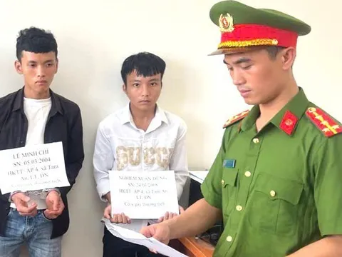 Khởi tố 2 đối tượng gây án sau "cú" nẹt pô