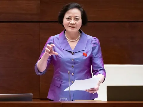 Bộ trưởng Bộ Nội vụ: Xóa bỏ tình trạng "giữ ghế" nhờ ngạch công chức