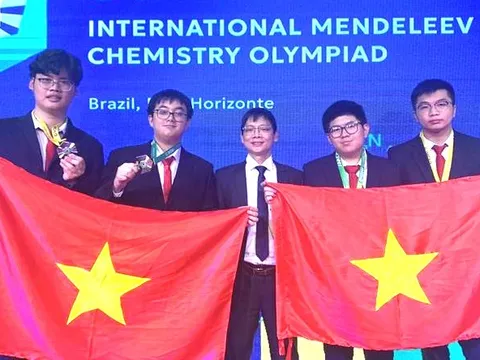 Học sinh Việt Nam giành huy chương vàng, bạc kỳ thi hóa học "khó nhất hành tinh"