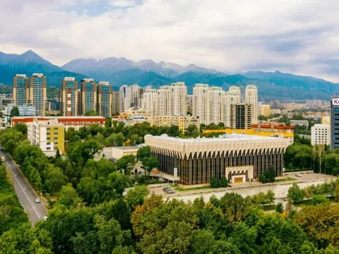 Căng thẳng địa chính trị kéo dài, EBRD hạ dự báo tăng trưởng