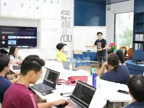 Từ năm 2025, toàn bộ sinh viên ĐHQGHN sẽ học về trí tuệ nhân tạo