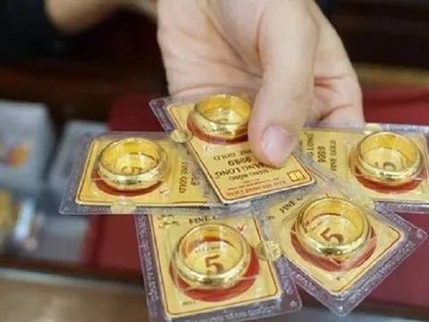 Mua vàng qua mạng, người phụ nữ nhận kết đắng