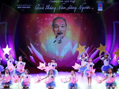 'Quà tháng Năm dâng Người'-Chương trình nghệ thuật đặc biệt kỷ niệm Ngày sinh nhật Bác