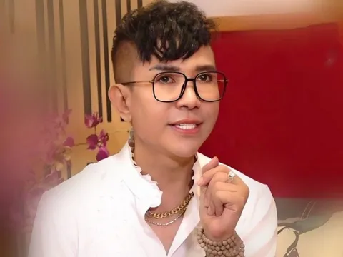 Long Nhật gây xôn xao khi đột ngột từ chức Chủ tịch Hội đồng giám khảo 2 cuộc thi sắp diễn ra