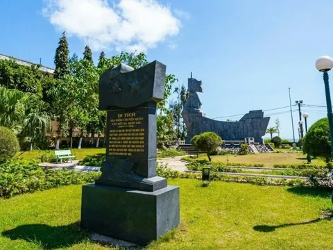 Bình Định tổ chức kỷ niệm 70 năm Ngày hoàn thành chuyển quân tập kết ra miền Bắc