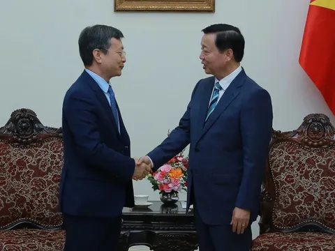 Xây dựng đường sắt tốc độ cao cần gắn với làm chủ và phát triển công nghệ