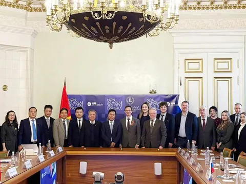 ĐHQGHN ký kết hợp tác với 4 đại học danh tiếng Liên bang Nga
